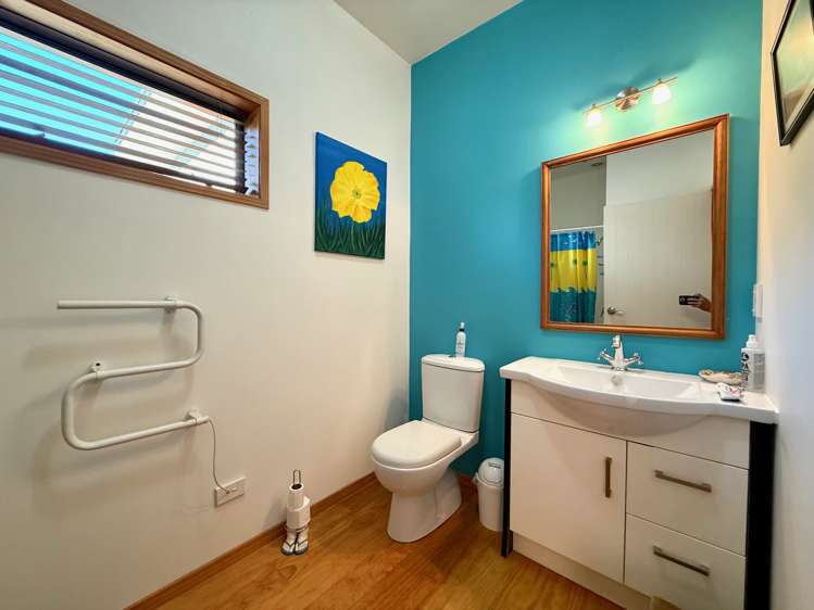 Address withheld Raglan_24