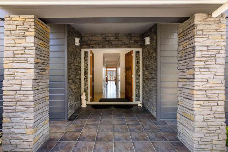 1129 Hikuai Settlement Road_5