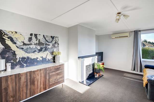 146 Riselaw Road Calton Hill_3