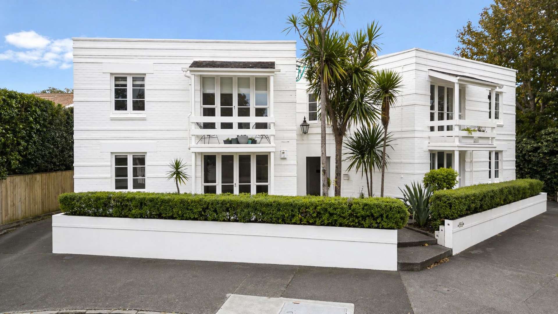 2/2 Herne Bay Road Herne Bay_0