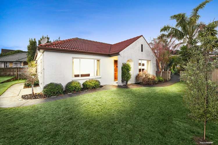 38 Earnslaw Crescent Clover Park_11