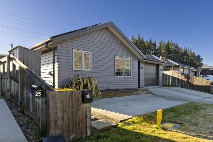 27 Walton Way Lower Shotover_20