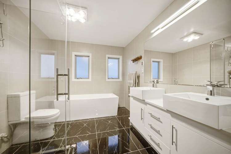 4C Hilton Close Albany_18