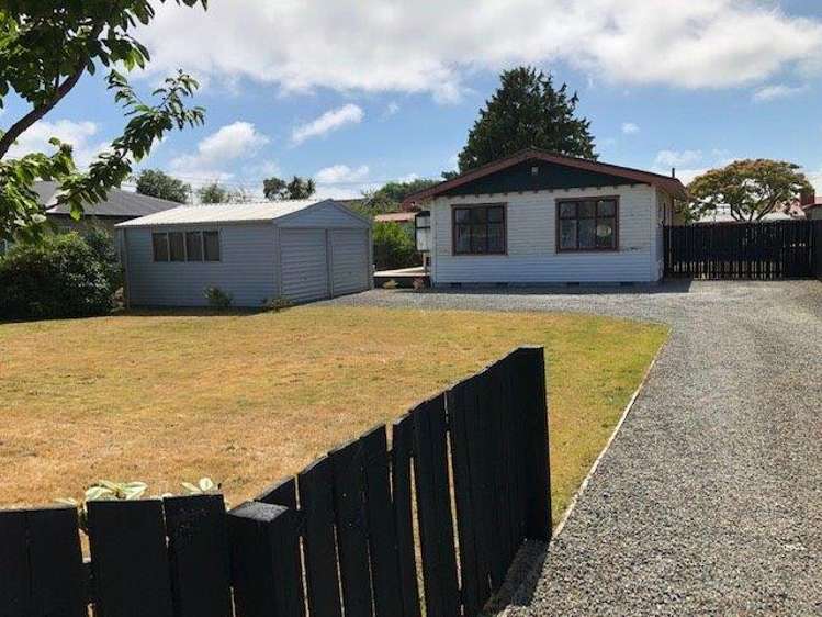 335 Breezes Road Aranui_17