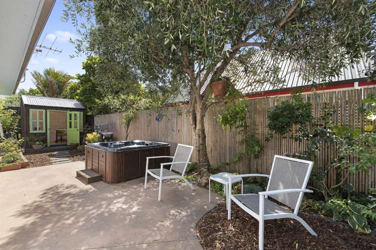 13a Hanlon Crescent Narrow Neck_8