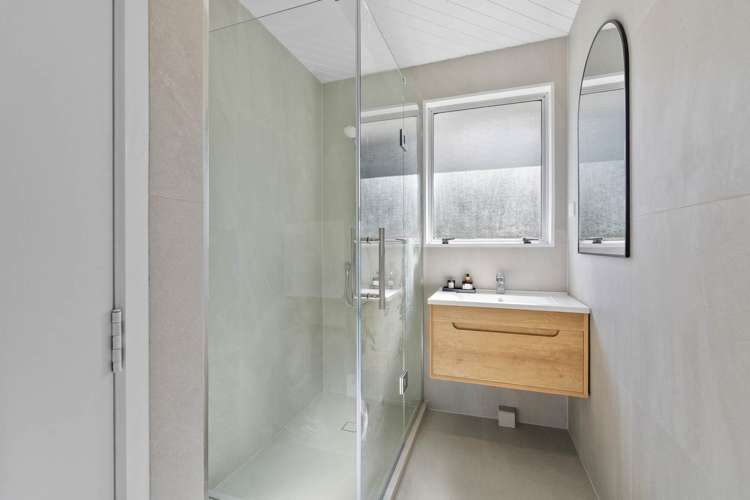 10 Tableau Place Totara Vale_14