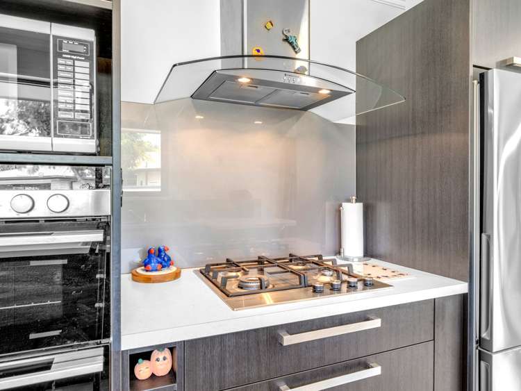 2 Florence Place Feilding_11