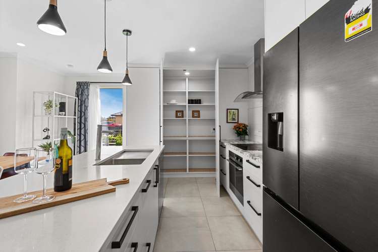 25 Arabella Crescent Yaldhurst_6