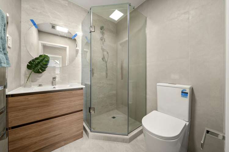 6/8 Clensmore Place Torbay_12