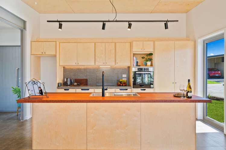 4 Mirek Street Waikanae_10