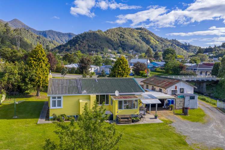 53 Broadway Picton_19