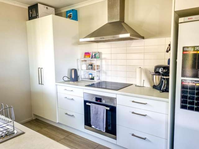 128 Korokoro Crescent Thames_3