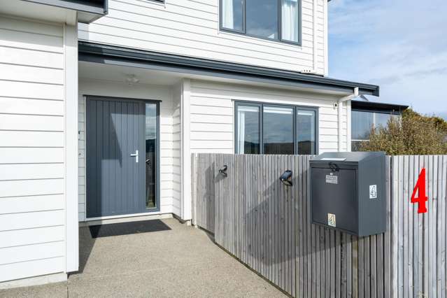 4 Antigua Way Grenada Village_2