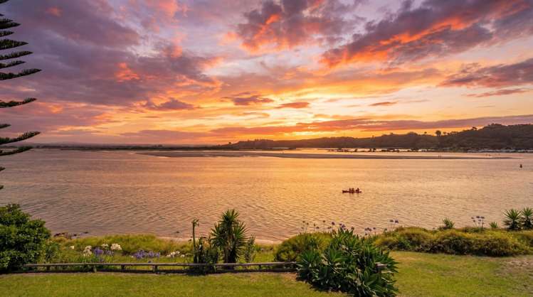 714 Pukehina Parade_3