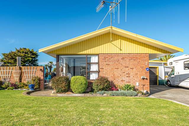 Single level brick in Springvale