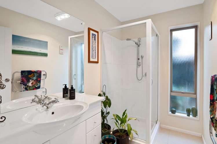 20 Croftwood Lane Harewood_17