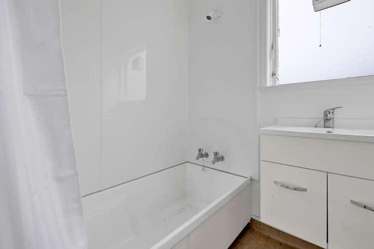 72 And 74 Banks Street Marfell_20