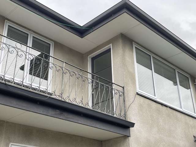 3/10 Caxton Street 2108_1