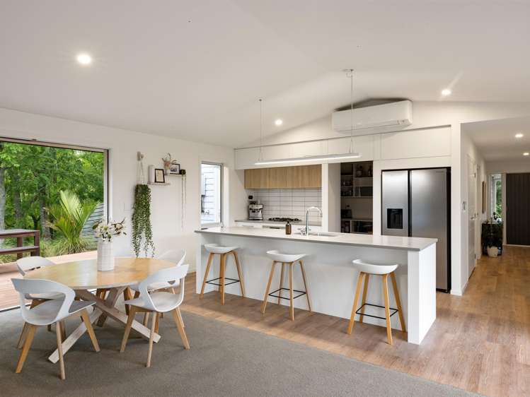 631 Peacockes Road Rukuhia_3