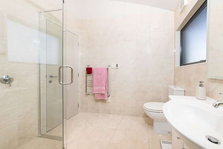 33a Seacliffe Avenue Belmont_3