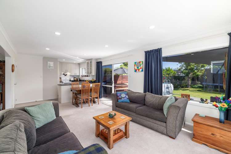 105 Lowry Avenue Redwood_4