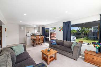105 Lowry Avenue_4