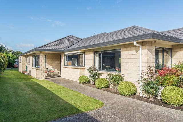 136 Main Road Waikanae_2