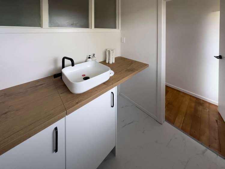 9/17 Kings Road Panmure_26