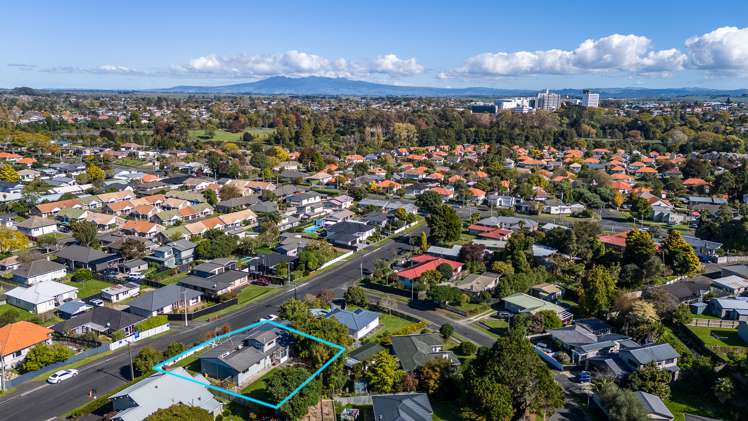 15 Naylor Street Hamilton East_23