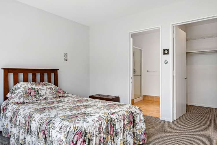 63a Chesterfield Mews Russley_8