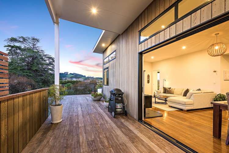 33 Laly Haddon Place Matakana_3