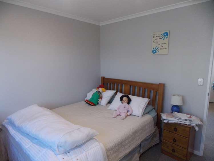 32 Somerset Crescent Highbury_11