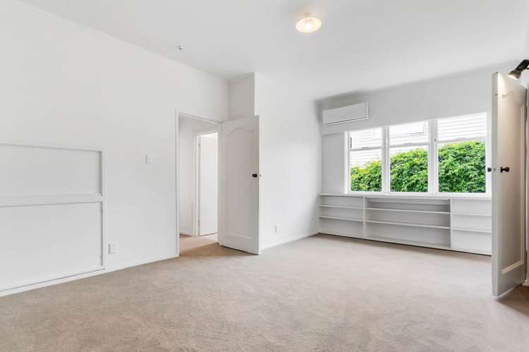 15 Rossgrove Terrace Mt Albert_8