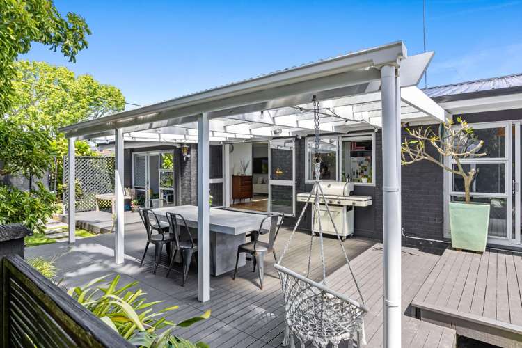 26 Doment Crescent Orewa_12