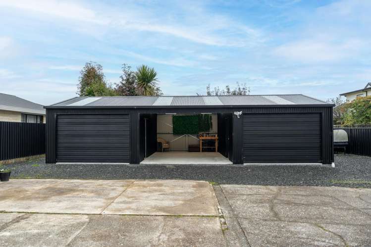 136 Chelmsford Street Windsor_28