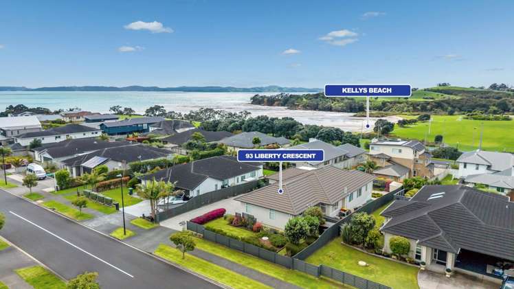 93 Liberty Crescent Beachlands_22
