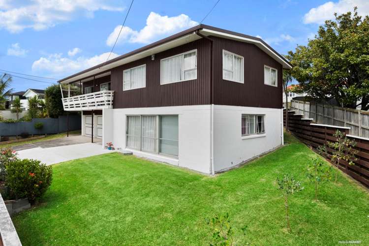 558a Beach Road Rothesay Bay_2