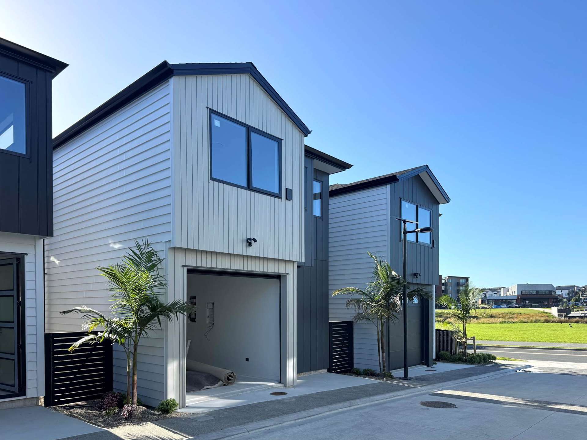 2/73 Te Taruna Drive Milldale_0