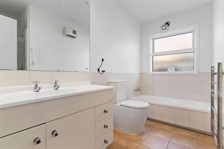 22a Hazel Avenue Mount Roskill_19