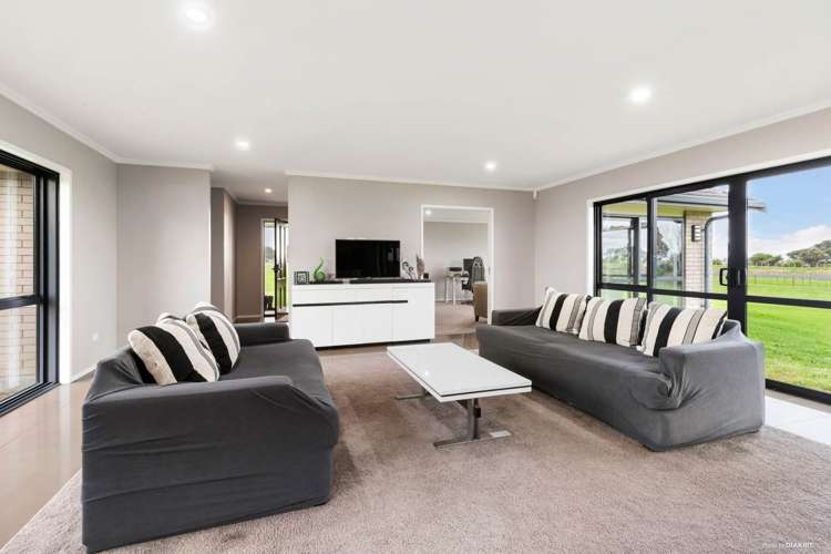 184 Grahams Beach Road Awhitu_7