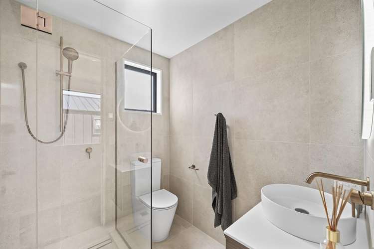 2/31 Rutland Street Saint Albans_13