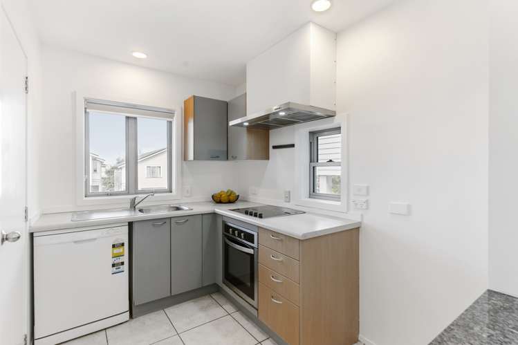 3/6 John Jennings Drive Oteha_2