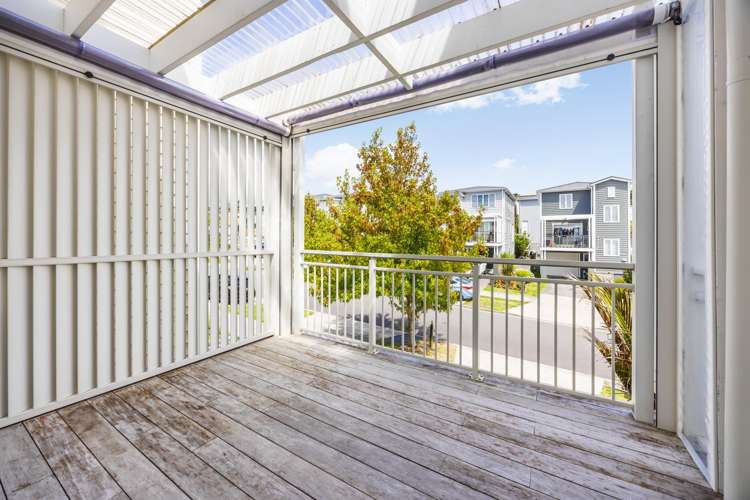 94 Arrowsmith Drive Flat Bush_15