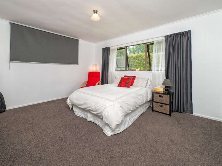 33 Main Road Bombay_9