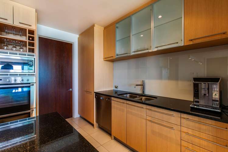 105/283 Wakefield Quay Stepneyville_11