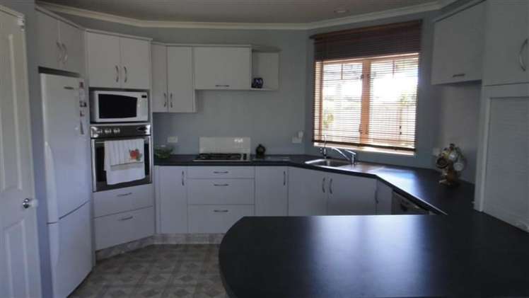 4 Kaitake Place Oakura_1