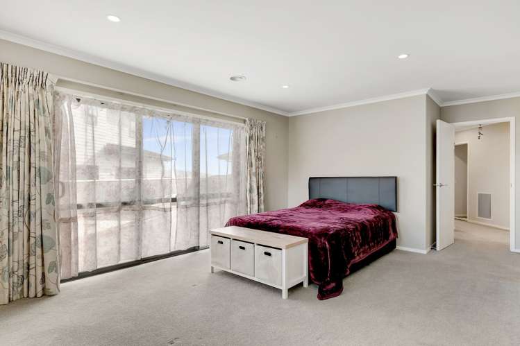 117 Queen Charlotte Drive Aotea_10