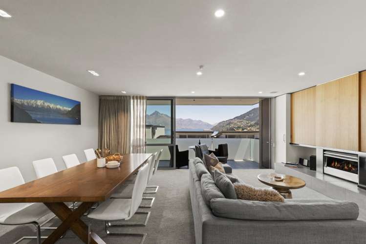 4/60 Hallenstein Street_5