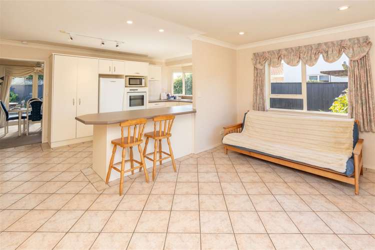 11 Toi Toi Place Flagstaff_10