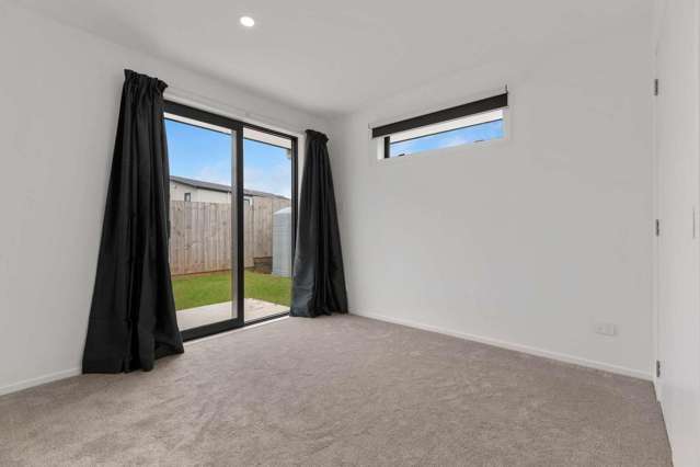 3/lot 303 Te Tiireke Drive Glenview_3